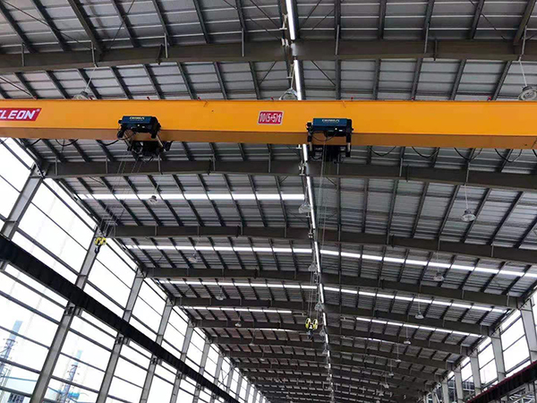 歐標起重機